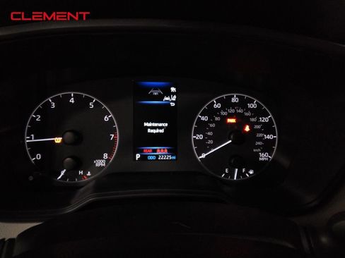 Used 2024 Toyota Corolla Cross L image 15