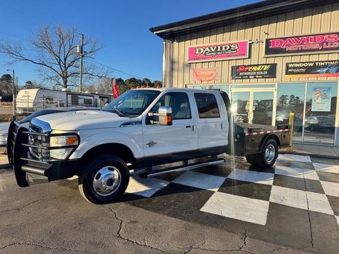 Used 2015 Ford F350 Lariat w/ Lariat Ultimate Package image 2
