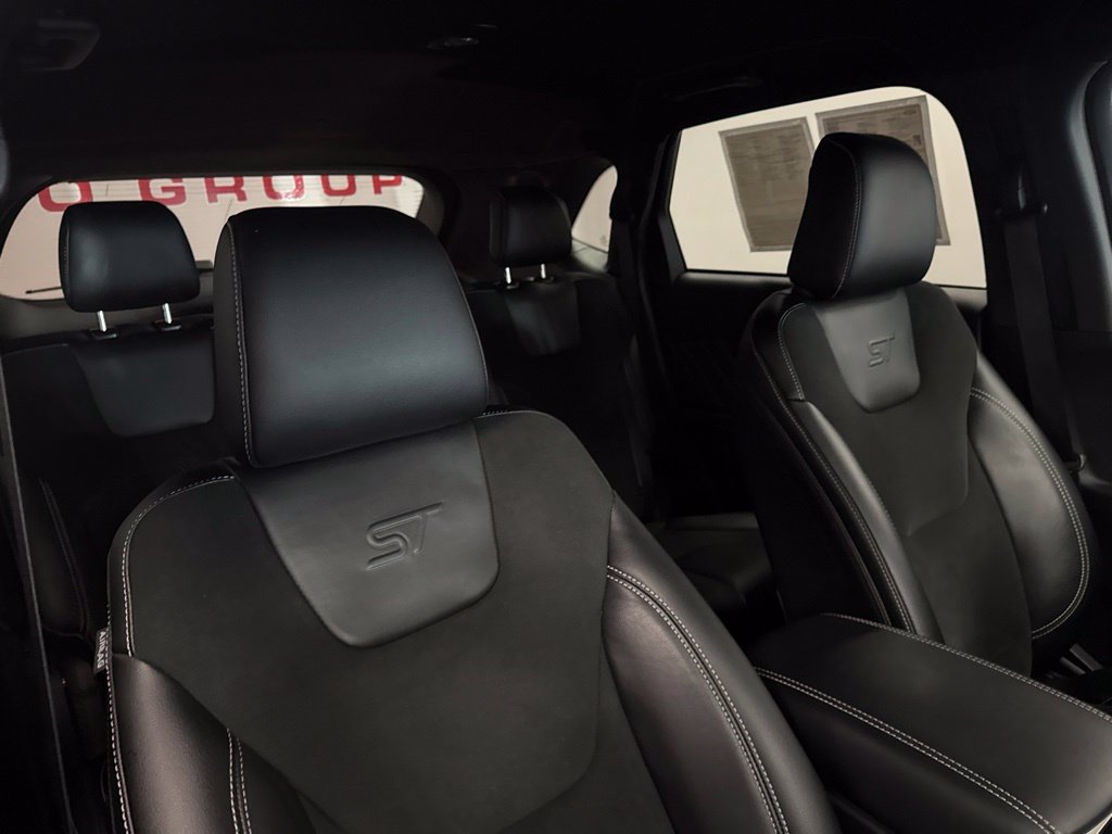 Used 2023 Ford Edge ST AWD/4WD image 39