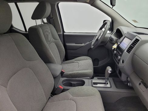 Used 2019 Nissan Frontier SV image 21