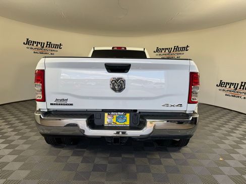 Used 2024 RAM 3500 Big Horn image 7