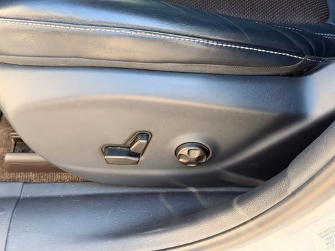 Used 2014 Jeep Cherokee Limited w/ Luxury Group image 18