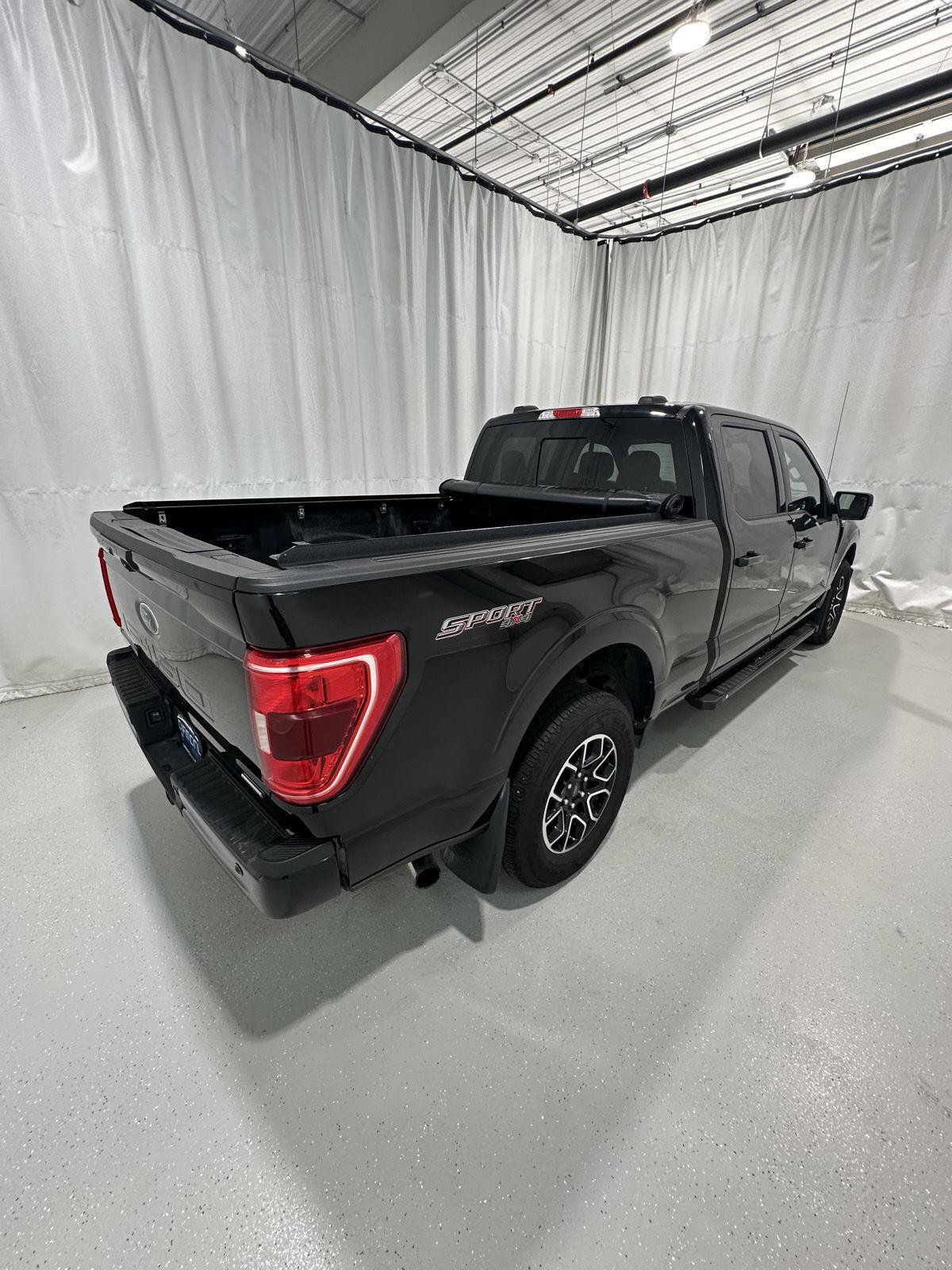 Used 2021 Ford F150 XLT w/ Equipment Group 302A High AWD/4WD image 5