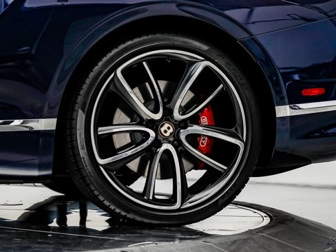 Used 2020 Bentley Continental GT AWD/4WD image 98