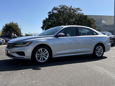 Used 2021 Volkswagen Passat 2.0T S w/ Luggage Net & Mats Package image 10