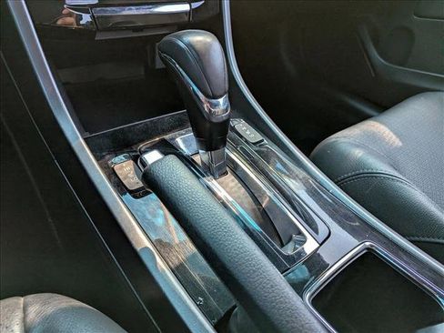 Used 2016 Honda Accord EX-L image 11