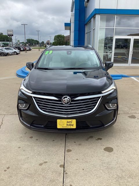 Used 2023 Buick Enclave Essence w/ Experience Buick Package AWD/4WD image 2