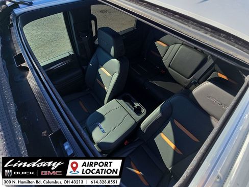 New 2025 GMC Sierra 2500 AT4 w/ AT4 Premium Plus Package image 19