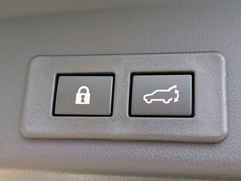 New 2026 Subaru Ascent Limited image 15