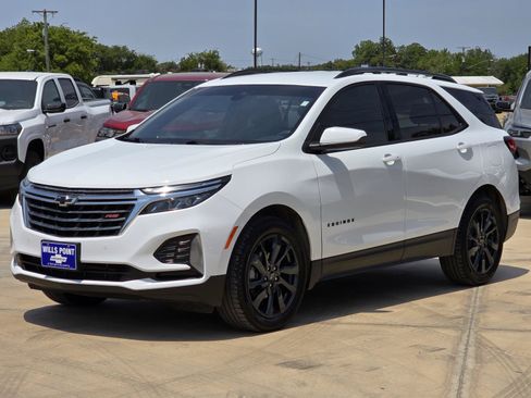 Used 2023 Chevrolet Equinox RS FWD image 3