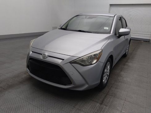 Used 2017 Toyota Yaris iA image 15
