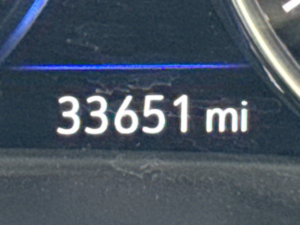 Used 2023 Buick Enclave Premium FWD image 17
