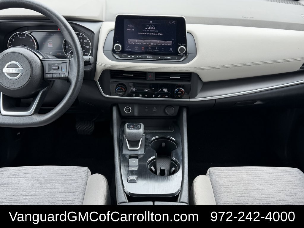 Used 2023 Nissan Rogue SV FWD image 13