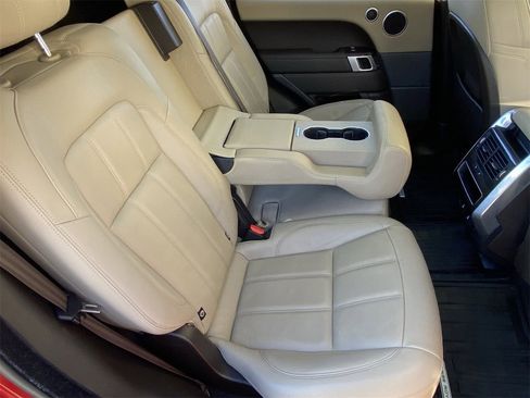 Used 2021 Land Rover Range Rover Sport SE image 13