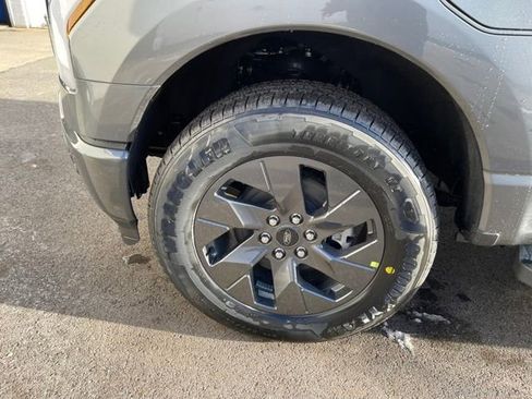 New 2025 Ford F150 Lightning Flash AWD/4WD image 23