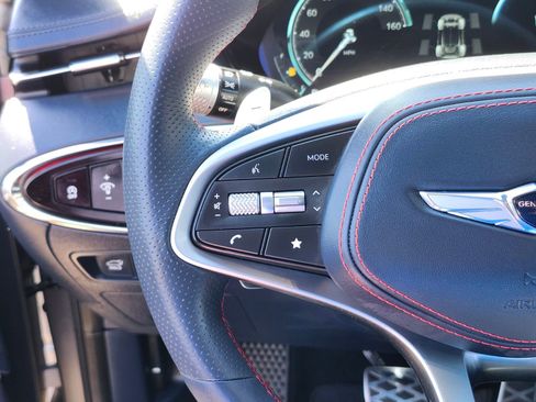 Used 2024 Genesis GV70 2.5T w/ Sport Prestige Package image 31