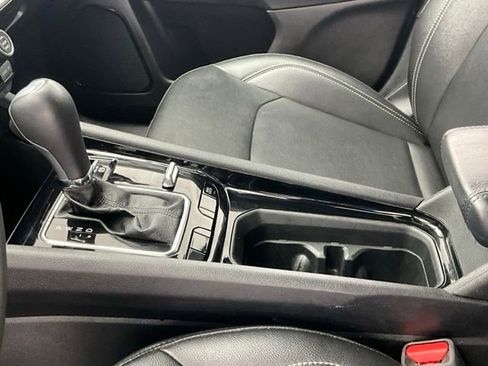 Used 2025 Jeep Compass Limited AWD/4WD image 19
