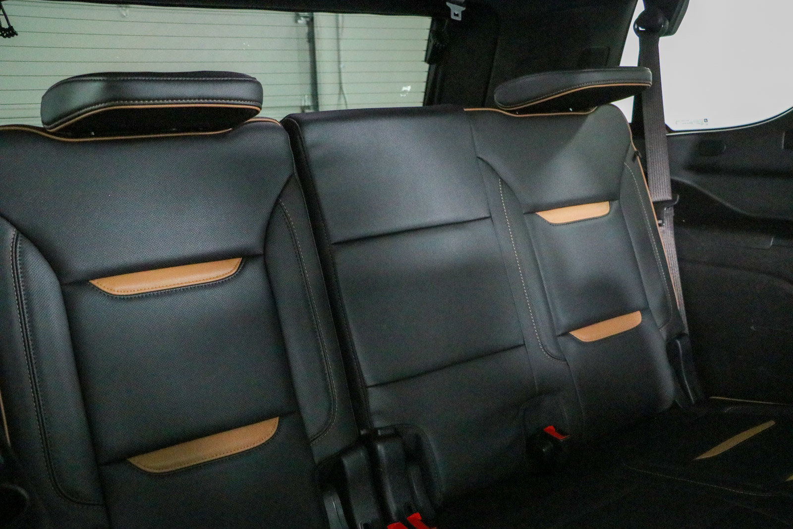 Used 2021 GMC Yukon AT4 w/ AT4 Premium Plus Package AWD/4WD image 34