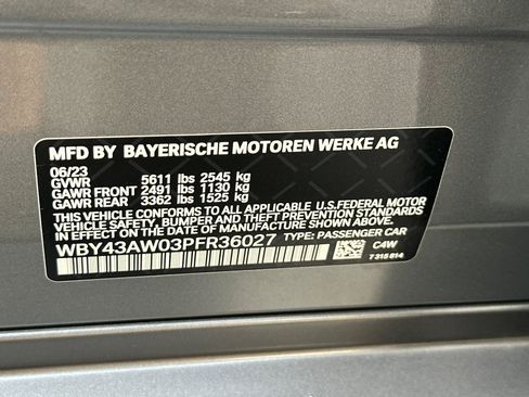 Used 2023 BMW i4 eDrive35 w/ Premium Package RWD image 27
