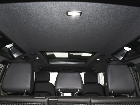 Used 2025 Land Rover Defender 110 S AWD/4WD image 63