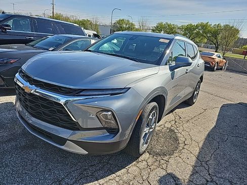 Used 2024 Chevrolet Blazer LT w/ Convenience Package image 3
