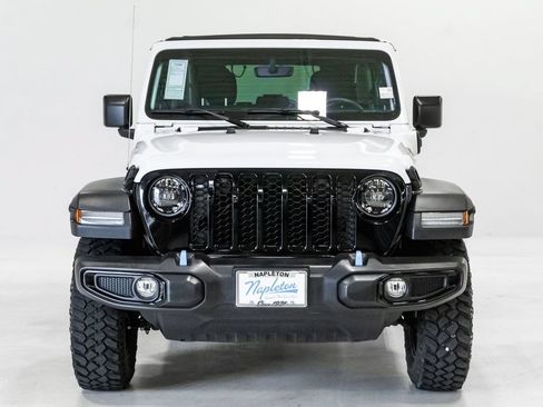 Used 2023 Jeep Wrangler Unlimited w/ Sun & Screen Package AWD/4WD image 6