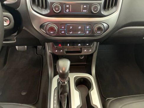 Used 2022 Chevrolet Colorado LT w/ Redline Special Edition image 21