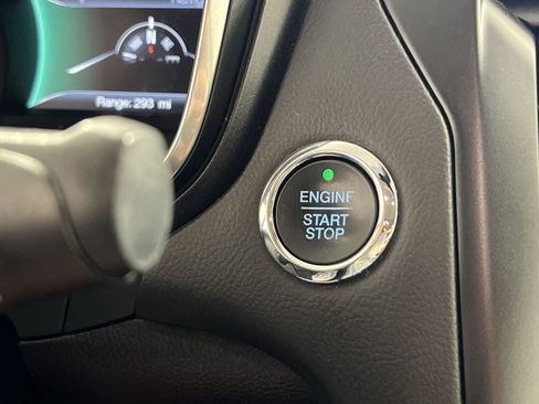 Used 2020 Ford Fusion Energi Titanium FWD image 36