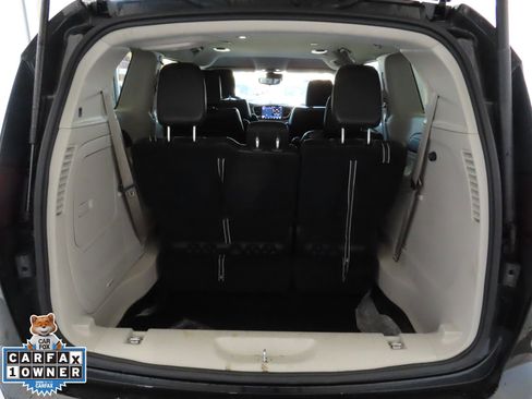 Used 2024 Chrysler Pacifica Select image 24