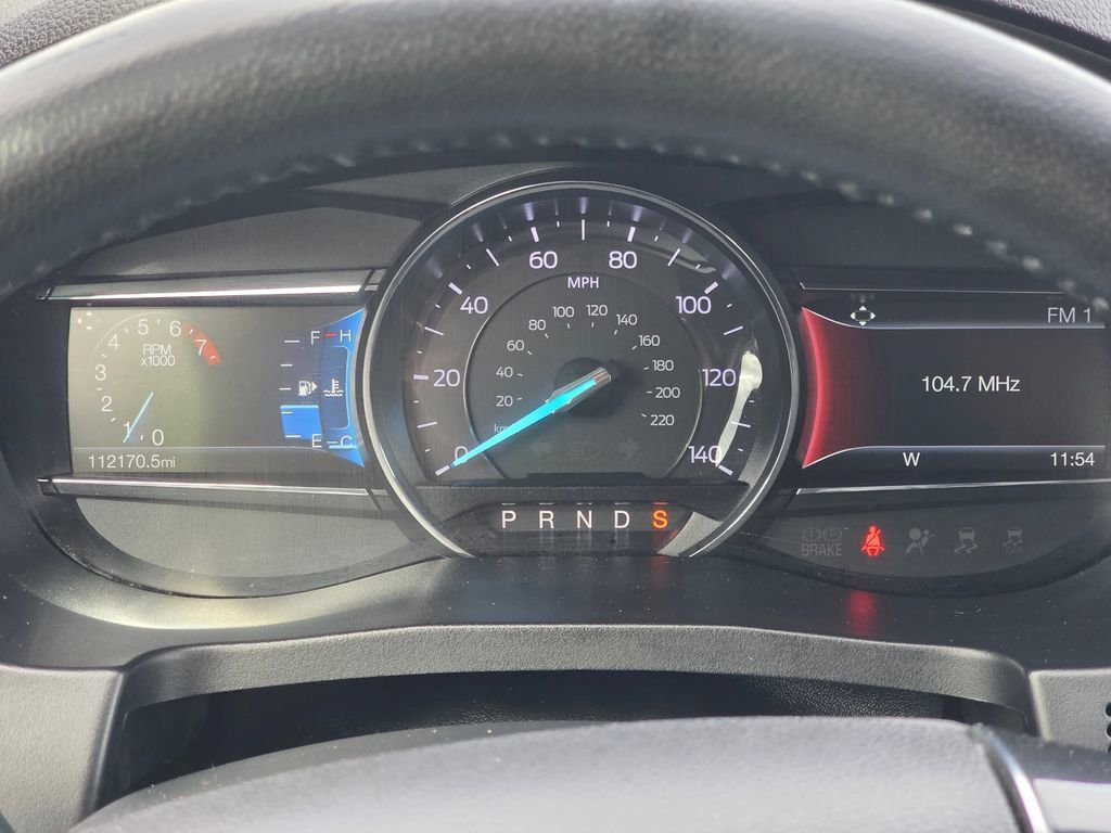 Used 2018 Ford Explorer Limited AWD/4WD image 29