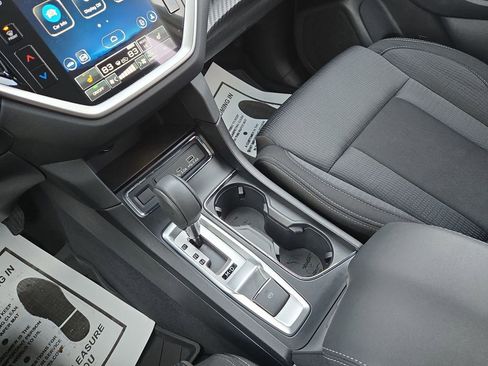 Used 2024 Subaru Ascent Premium w/ Convenience Package image 26