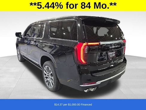 New 2026 GMC Yukon XL Denali w/ Denali Reserve Package AWD/4WD image 5