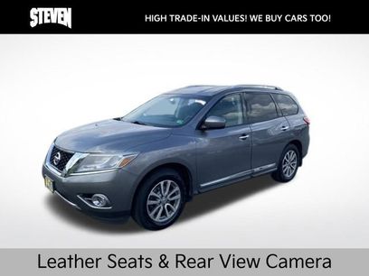 Used 2016 Nissan Pathfinder SL
