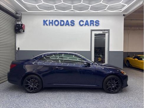 Used 2011 Lexus IS 250C RWD image 4
