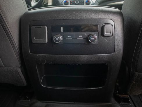 Used 2020 GMC Yukon SLE AWD/4WD image 22
