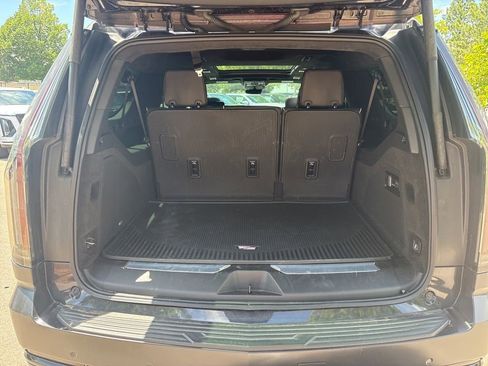 Certified 2026 Cadillac Escalade ESV Platinum Sport w/ LPO, ONYX Package AWD/4WD image 22