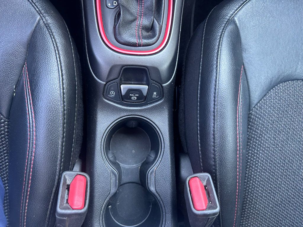 Used 2019 Jeep Compass Trailhawk AWD/4WD image 19