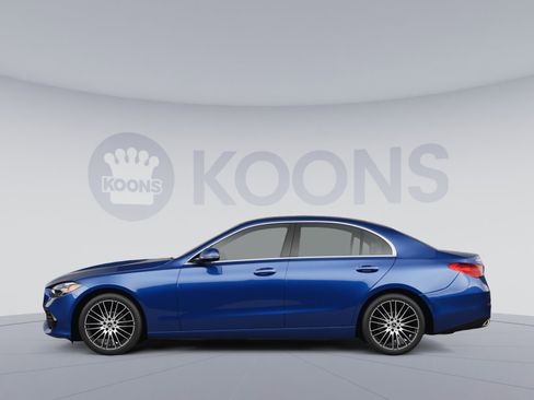 Used 2015 Mercedes-Benz C 300 4MATIC Sedan image 2