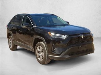 Used 2025 Toyota RAV4 XLE FWD video 3
