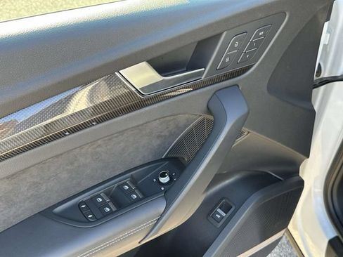 Used 2020 Audi SQ5 Premium Plus w/ Premium Plus Package AWD/4WD image 19
