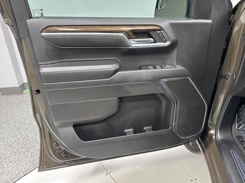 Used 2024 GMC Sierra 1500 Elevation image 8