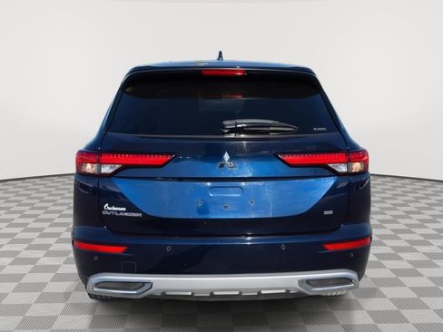 Used 2024 Mitsubishi Outlander SE image 22