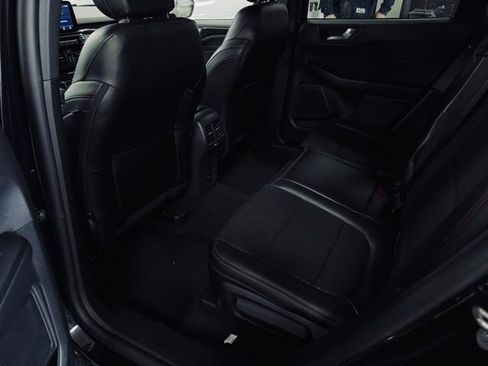Used 2025 Ford Escape ST-Line image 19