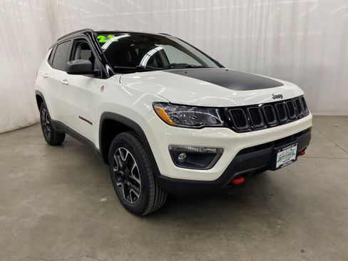 Used 2021 Jeep Compass Trailhawk AWD/4WD image 8