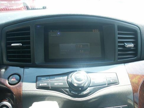 Used 2013 Nissan Quest SV w/ Leather Pkg FWD image 12
