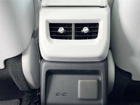 New 2026 Cadillac Optiq Luxury 1 image 26