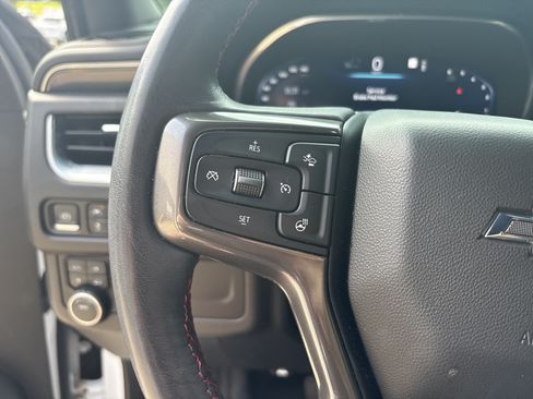 Used 2022 Chevrolet Tahoe RST w/ Luxury Package AWD/4WD image 19