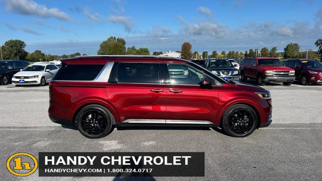 Used 2022 Kia Carnival SX Prestige FWD image 2