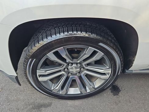 Used 2019 GMC Yukon Denali w/ Denali Ultimate Package image 11