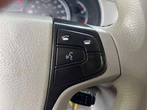Used 2014 Toyota Sienna LE AWD/4WD image 14